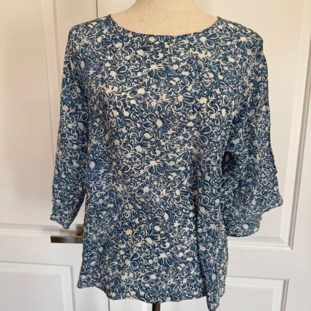 Weekend MaxMara light blue flower pattern Silk Shirt, Sz S